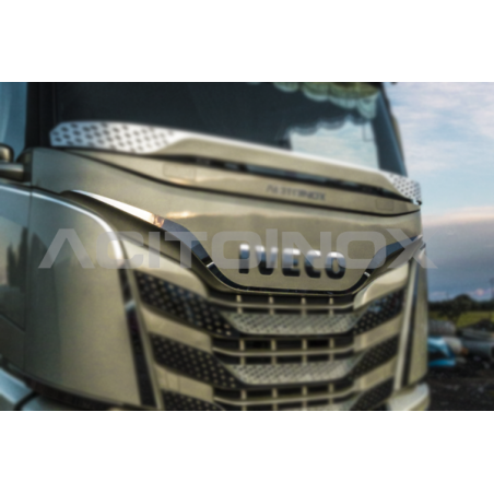 Habillage haut de calandre pour IVECO S-WAY ACITOINOX