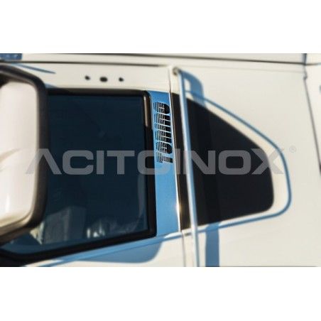 Habillage montant de portière pour IVECO S-WAY ACITOINOX