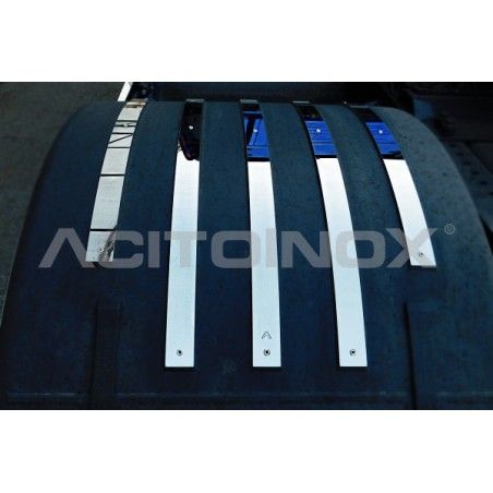 Habillage bandeau garde boue pour IVECO S-WAY ACITONOX