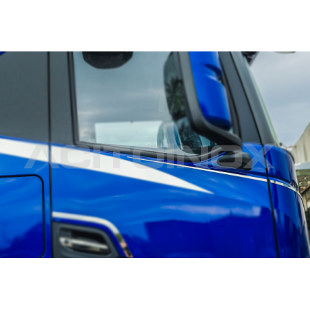 Habillage inox bas de fenêtre pour IVECO S-WAY ACITOINOX