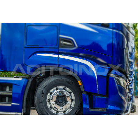 Habillage inox bas de portière pour IVECO S-WAY ACITOINOX