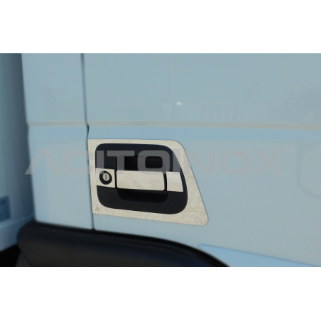 Habillage inox contour de poignée pour IVECO NEW EUROCARGO ACITOINOX