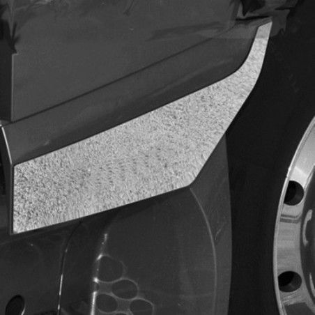 Habillage inox bas de portière MERCEDES MP4/5