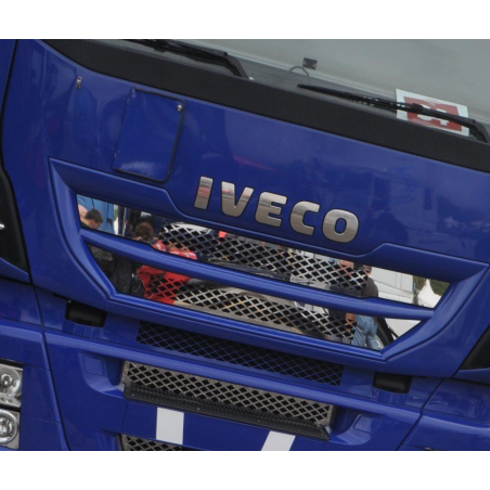 Habillage de calandre nid d'abeille pour IVECO STRALIS HIWAY