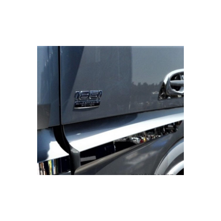 Habillage inox de porte latérale pour MERCEDES ACTROS MP4
