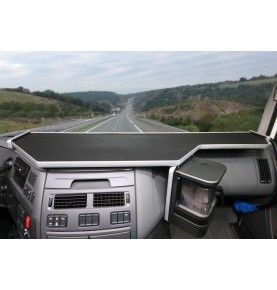 Tablette XXL avec emplacement cafetière Kirk pour DAF XF 106 EURO 6