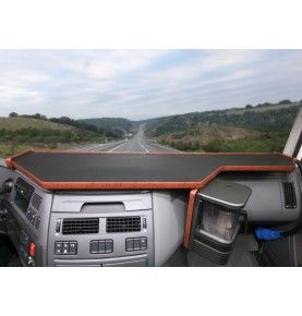 Tablette XXL avec emplacement cafetière Kirk pour DAF XF 106 EURO 6