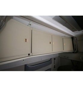 Placard 4 portes pour DAF XF 105 XF EURO 6 (Super Space Cab)