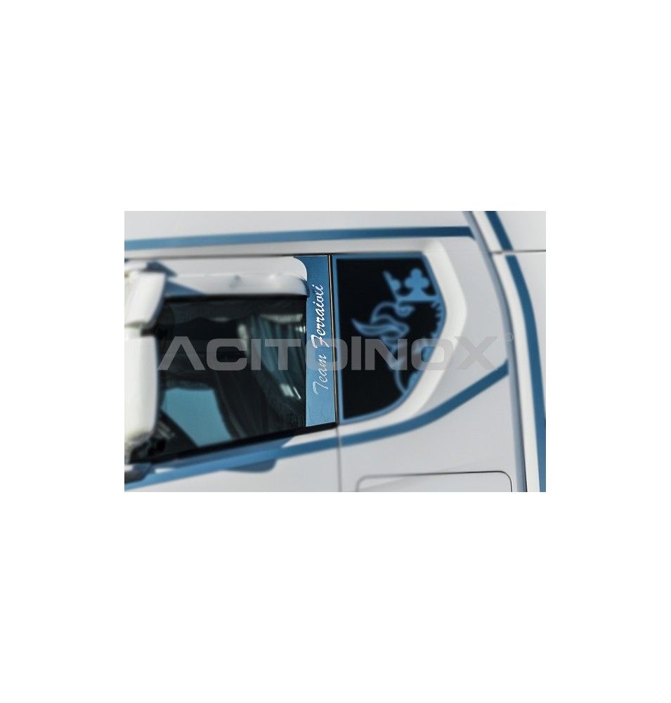 Habillage inox fenêtre pour SCANIA NGR/S ACITOINOX