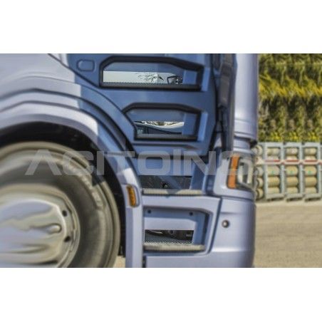 Habillage inox marches ACITOINOX pour SCANIA NG S