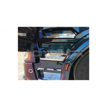 Habillage inox marches ACITOINOX pour SCANIA NEW R